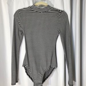 Target Black&White Striped Long Sleeve Bodysuit